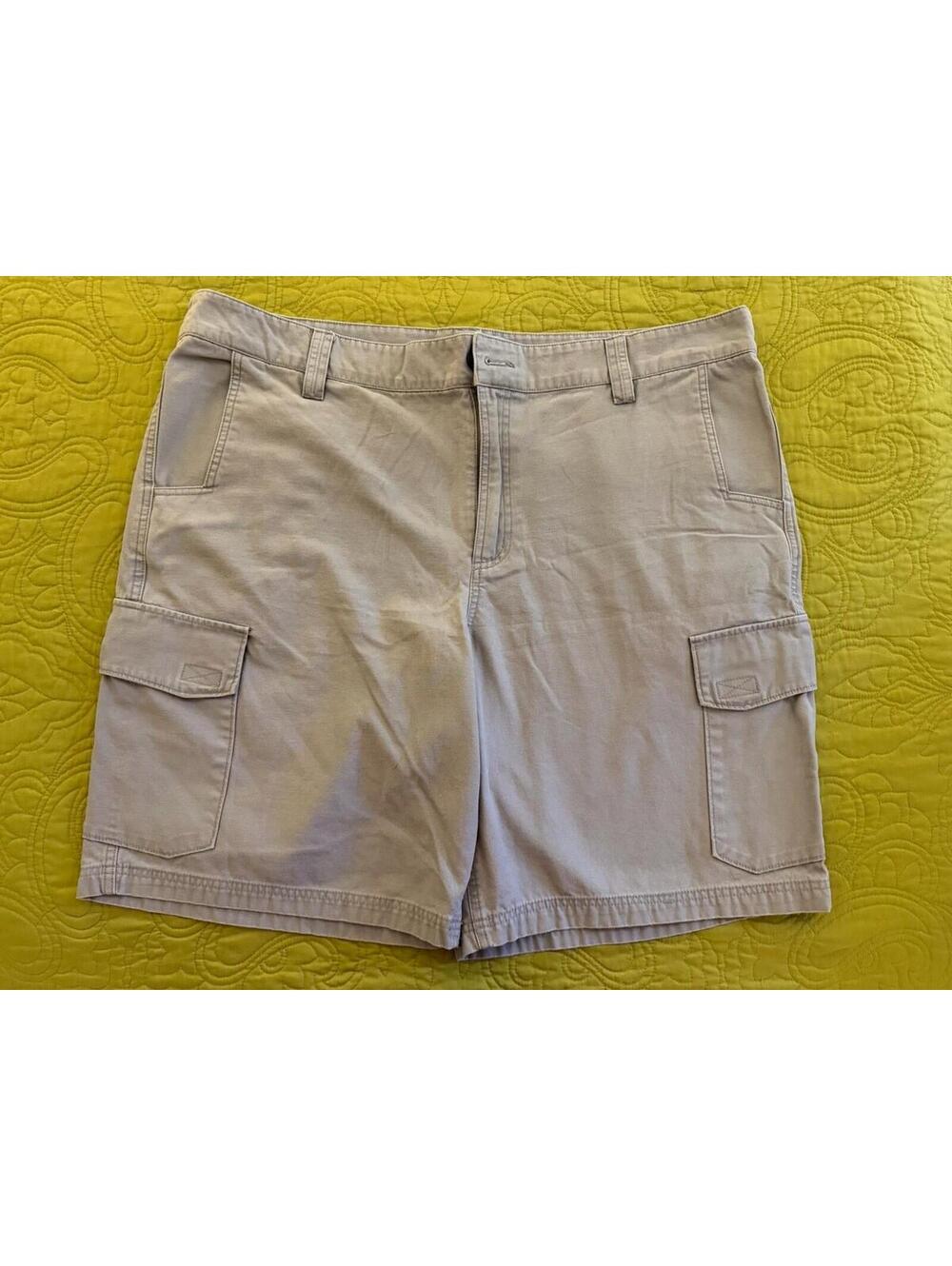 Magellan Shorts Men's 42 Cargo Gray Casual Camping Outdoor Hiking